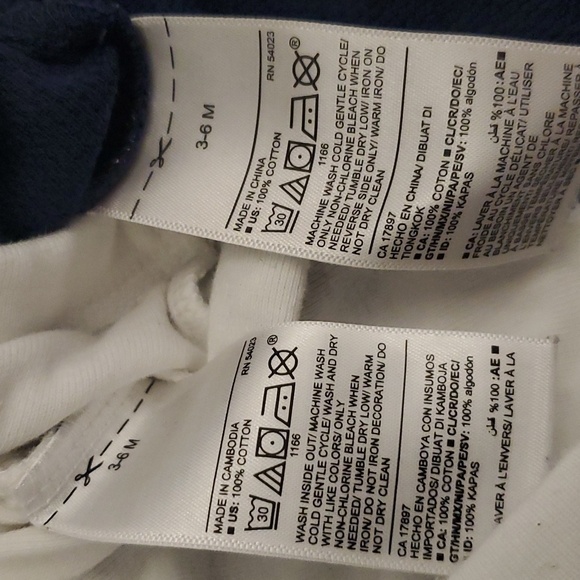 💚 Old Navy | Baby Onesies | 3-6 Months - Picture 4 of 4